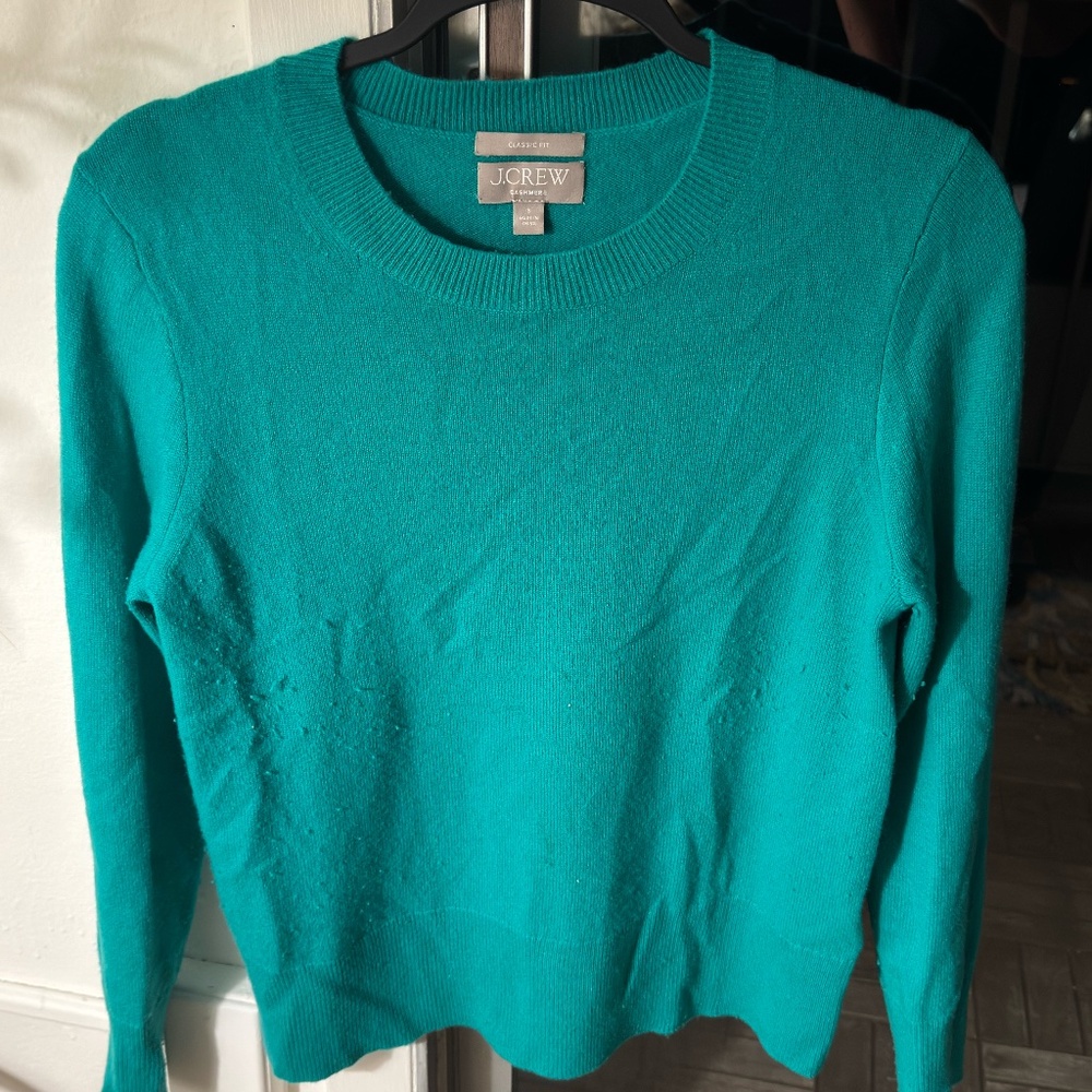 Classic Fit Cashmere Crew-neck Sweater
